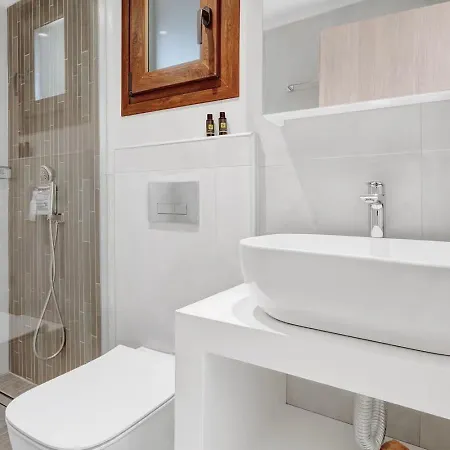 Olivella Luxury * Khartáta